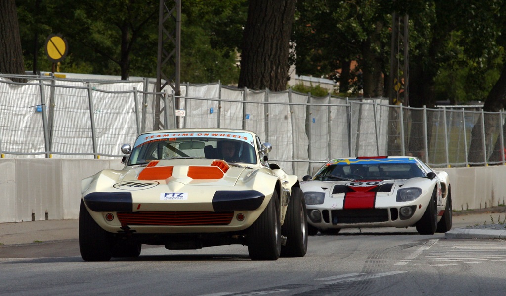Kaj Dahlbacka vinder løb 2 foran Kenneth Persson.
(Foto: Motorsporten.dk)